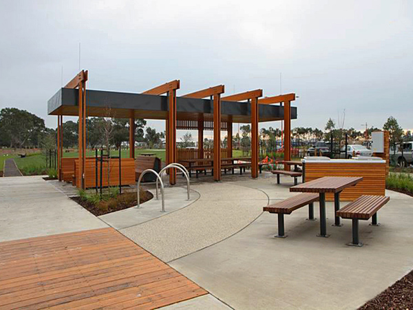 Blackbutt & Spotted Gum BBQ Shelter & Street Furniture